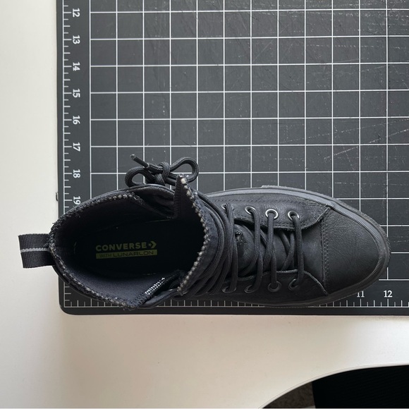 Converse  Chuck Taylor All Star Waterproof Nubuck Boot Men’s Size 7 or 8 - Picture 10 of 14